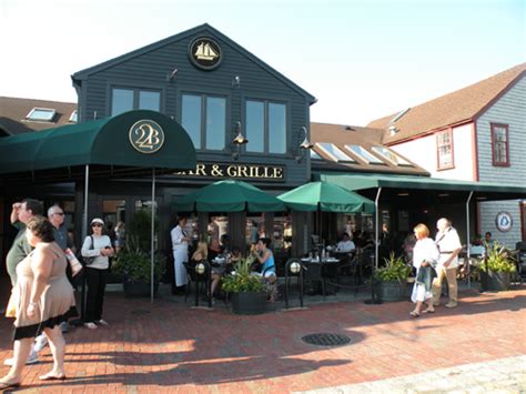 bowen's wharf restaurants newport ri|wharf pub newport ri.